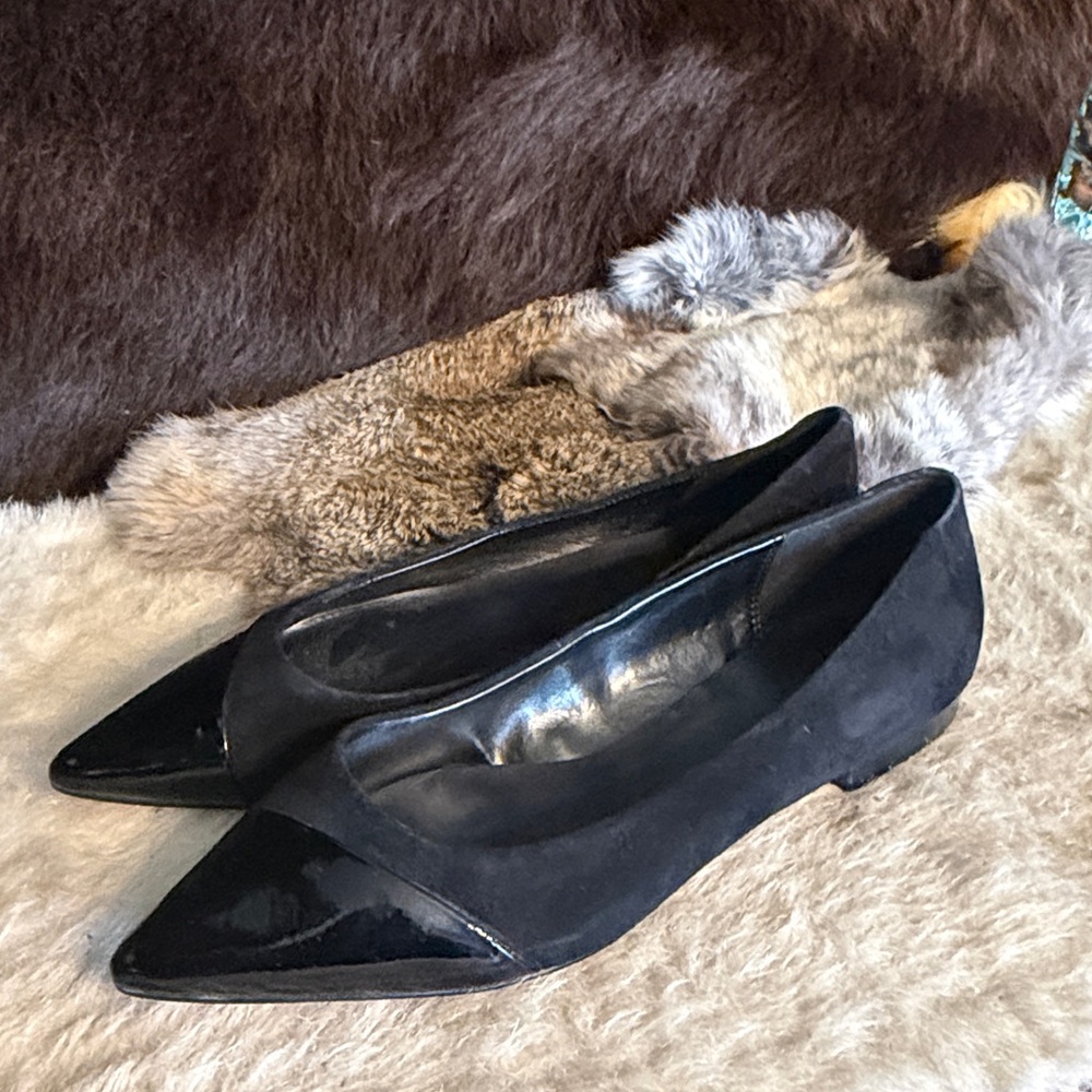 Cole Haan Black Pointed Patent-Toe Flats 9 (Bk7) - Picture 4 of 6